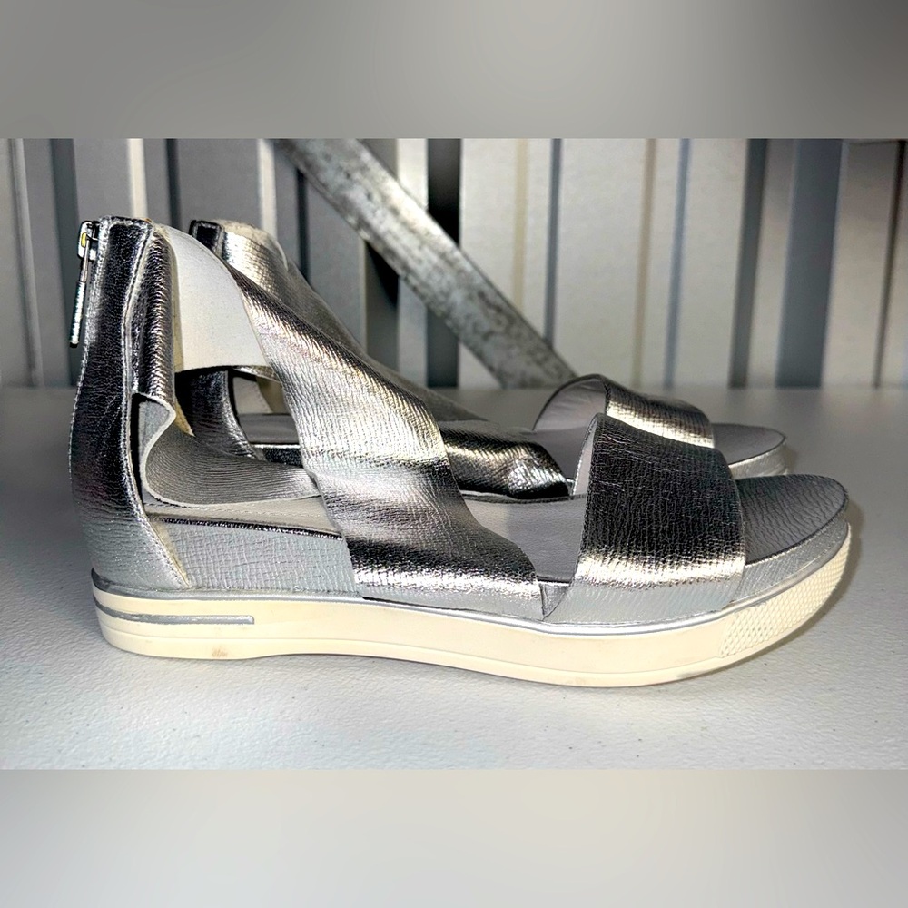 Eileen Fisher Sport-mc platform sandals size 8